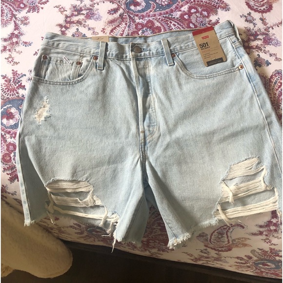 Levi’s 501 skinny distressed shorts - Picture 2 of 13